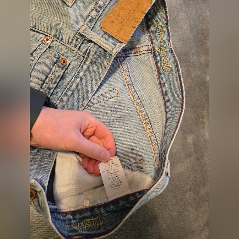 AE Hipster Jeans - Picture 2 of 4